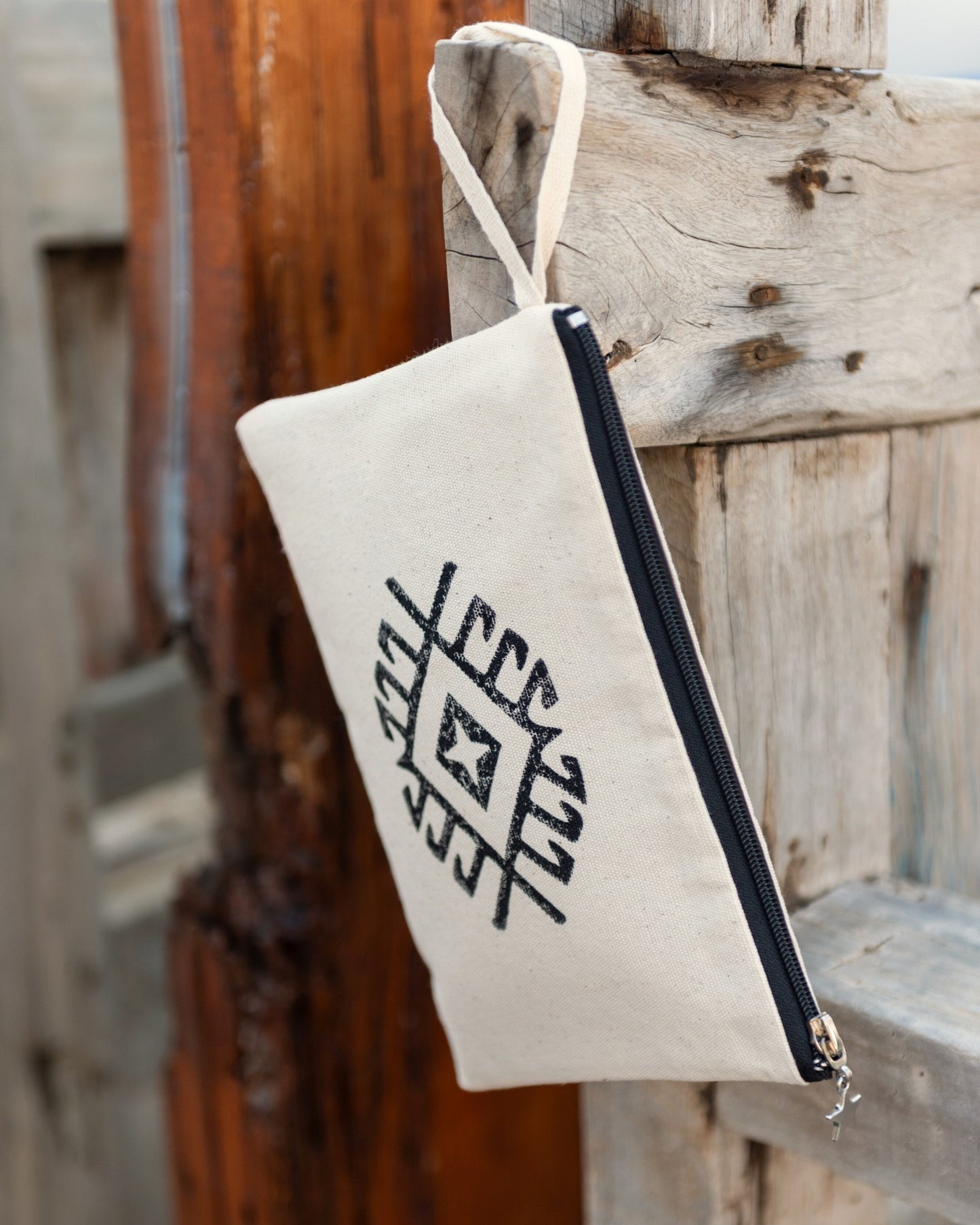 BLACK_CLUTCH_BAG_FOR_BEACH_3